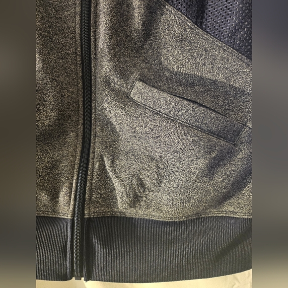 Lorna Jane Womens Size Sm Vest Navy,‎ Uniquely, Active - Picture 3 of 9